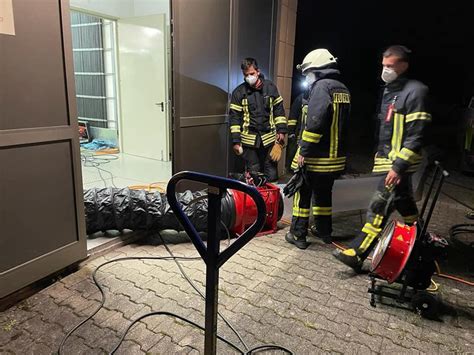 Freiwillige Feuerwehr Murg Thl Stoffaustritt Nach Brand