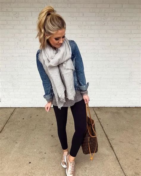 Chic Spring Leggings Outfits That Will Make You Feel Comfortable ALL