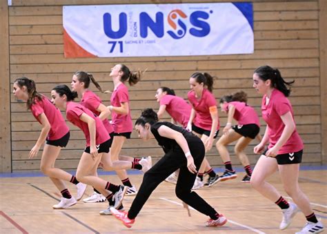 Handball Le Creusot Accueille Le Championnat De France Minimes Filles