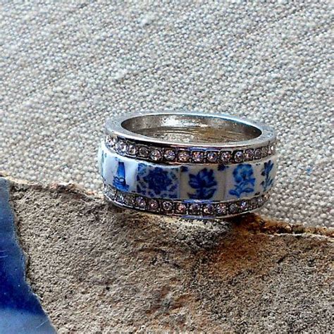 Portugal Lisbon Delft Blue Antique Tile Replica 1837 Rhinestone Ring US