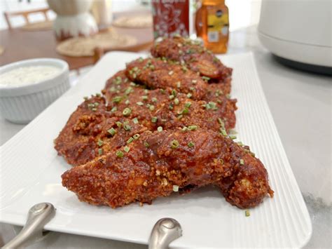 Make Easy Honey Sriracha Chicken Tenders In The Air Fryer