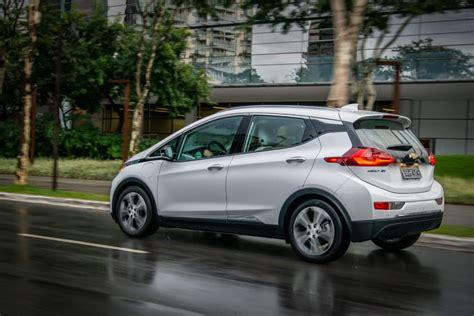 Pré venda do Bolt EV começa em 12 cidades Cineplaneta