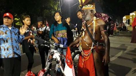 18 Top Terbaru Pakaian Adat Suku Papua Barat