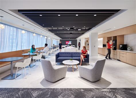 A Look Inside Cushman Wakefields New Washington Dc Office Officelovin