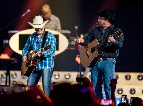 Garth Brooks Tickets Still Available For This Weekend