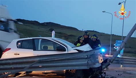 Incidente Sulla SS 106 A Cropani Ferito In Codice Giallo Il Lametino It