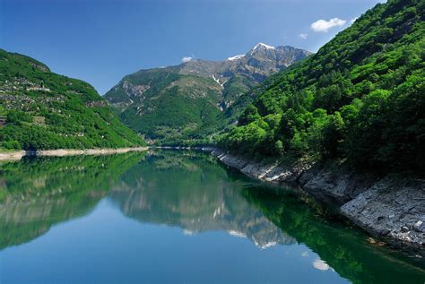 Stausee Lago Di Vogorno Mit Piz Di Bild Kaufen Lookphotos