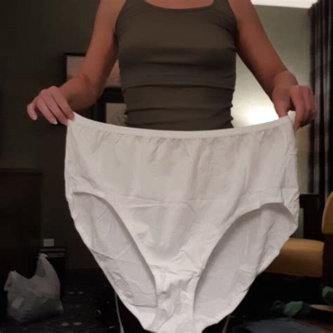 Hot Sexy Sabine Hossenfelder Bikini Pics