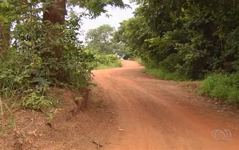 Dois Jovens São Encontrados Mortos Com Cerca De 30 Tiros Em Goiânia