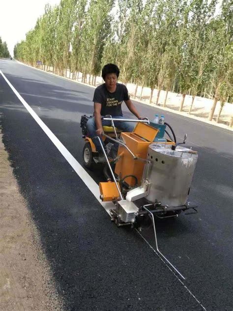 New Design Self Propelled Automatic Thermoplastic Road Marking Paint