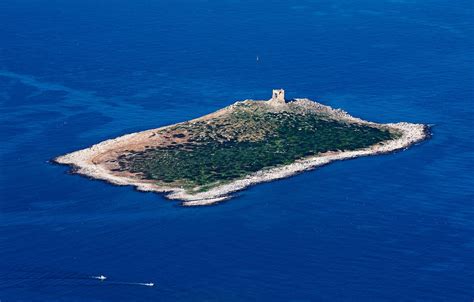 Isola delle Femmine a Palermo è davvero un isola CultWeb it