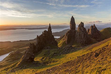 Trotternish Ridge Isle Of Skye Scotland Tramposaurus • Tramposaurus