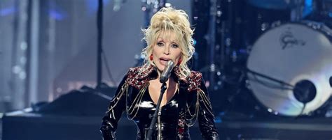 Dolly Parton Would Rather Drop Dead On Stage Than Retire