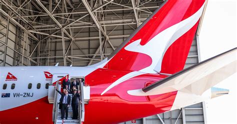 Qantas Direct London To Sydney Flight Makes History As World S Longest Non Stop Trip Huffpost