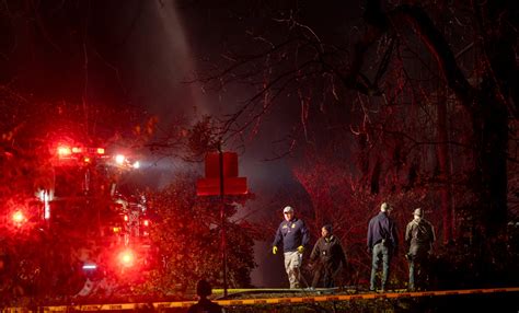 Explota casa en Arlington cuando la Policía cumplía orden de cateo