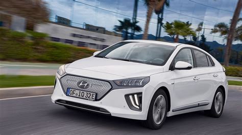 Hyundai Lanza Al Ioniq En La Argentina Parabrisas