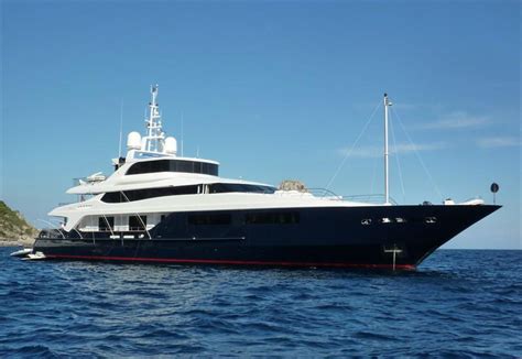 Motor yacht Burkut available for Bahamas and Caribbean charter — Yacht ...