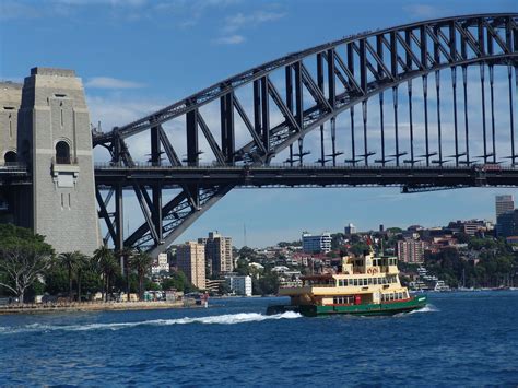 bridge  boat  photo  freeimages