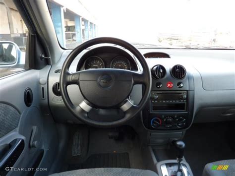 2005 Chevrolet Aveo LS Hatchback Gray Dashboard Photo #41292581 ...