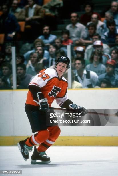 58 Darryl Sittler Philadelphia Stock Photos High Res Pictures And