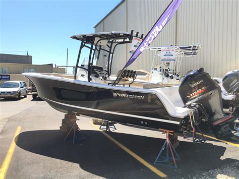 2018 Sportsman 231 Heritage Power Boat For Sale