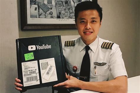 Jadi Pilot Dengan Subscribers Terbanyak Di Dunia Captain Vincent