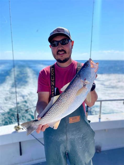 Day Fishing Trips On The Angler Ocean City Md