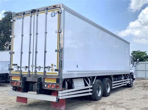 Isuzu Giga Wheeler Reefer Van Ft Mitsubishi Cooling System