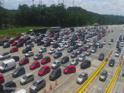 Motoristas Enfrentam Quil Metros De Congestionamento Na Rodovia Dos