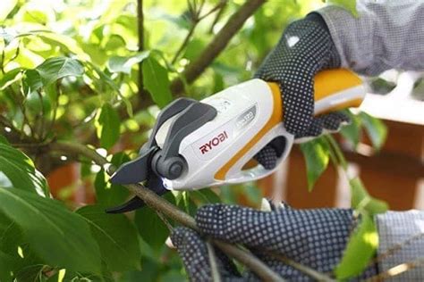 Battery Powered Secateurs Pruners