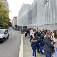 Comme un concert de Mylène Farmer à Rennes plus de 3 000 personnes