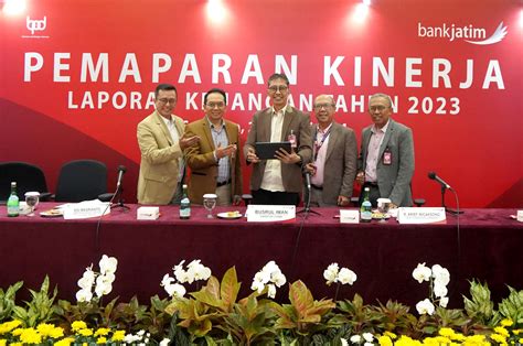 Membangun Pertumbuhan Melalui Penguatan Bisnis Bank Jatim Cetak