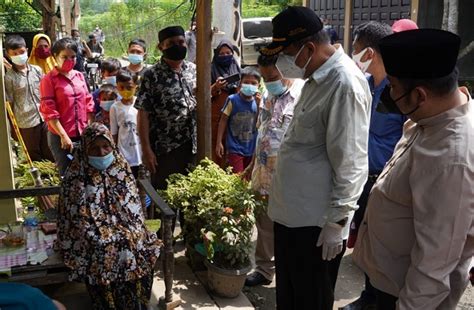 Pemko Tebing Tinggi Bantu Veteran Dan Disabilitas Charidanis Chatie