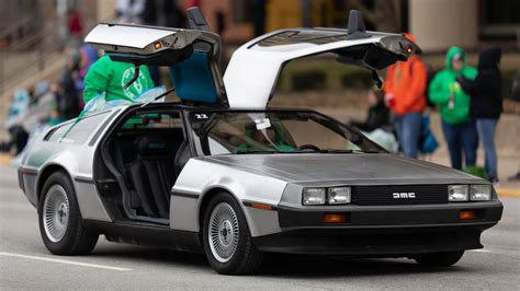 Us Man Builds Tesla Model X Based ‘back To The Future Delorean Tribute Drive