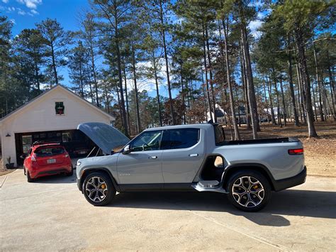 Rivian will adopt Tesla NACS connector | S3 Magazine