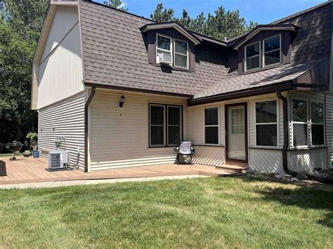 104 Saddle Ridge Portage Wi 53901 Zillow