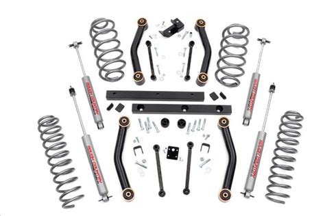 Jeep XJ 4.5" Suspension Lift Kit - roadrunnermotorsports.com