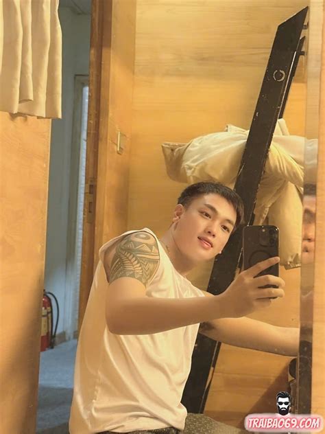 Boy dễ thương cu to đẹp da trắng sex giỏi nhiệt tình