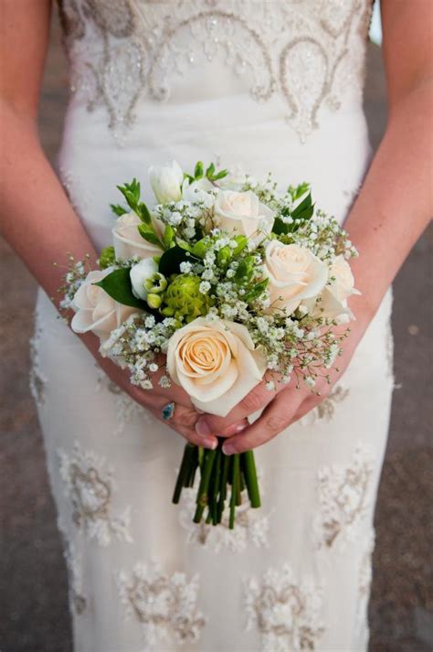 Brautstrau Aus Rosen Und Schleierkraut Heiraten Mit Braut De