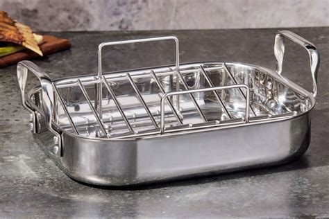 The 6 Best Roasting Pans Of 2022 Tested By Food And Wine