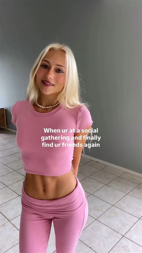 Leila (@luscomical) • Instagram photos and videos