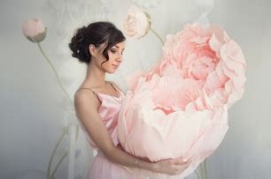 розовая фотозона, декор фотозоны, фотозона весна, фотозона в парке ...