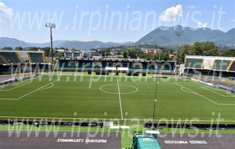 Avellino Calcio Stadio Partenio Riesplode La Querelle