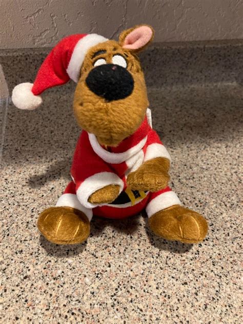 GEMMY Scooby Doo Santa Plush Animated Moves Sings Christmas Stuffed Dog