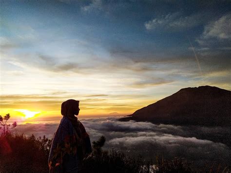 Andong Peak Gunung Ramah Pendaki Di Magelang Dengan Sejuta Pesona