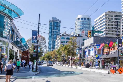 Robson Street Neighbourhood Guidebook: The Best Eats, Shops & Stays ...