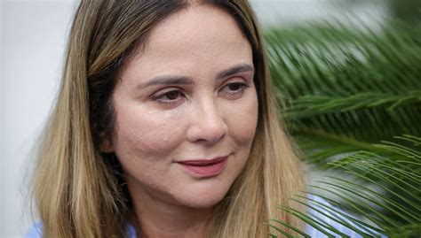 Ex Deputada Lucy Soares Assina Ficha De Filia O Ao Mdb Gp