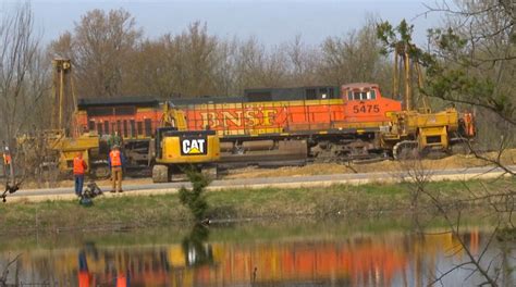 Mississippi River Train Derailment