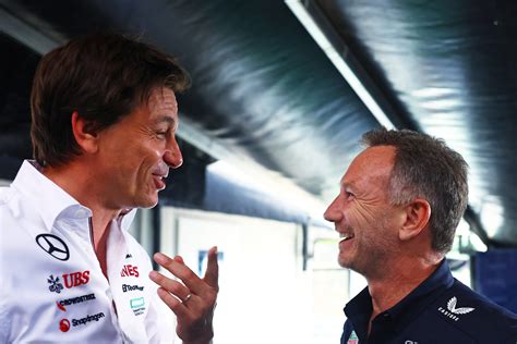 Kampf der Titanen: Wolff und Horner debattieren über Hybrid- vs. V10