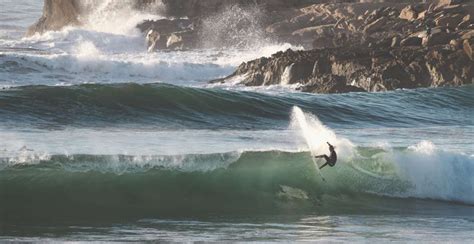 Surf Guiding The Horizon House